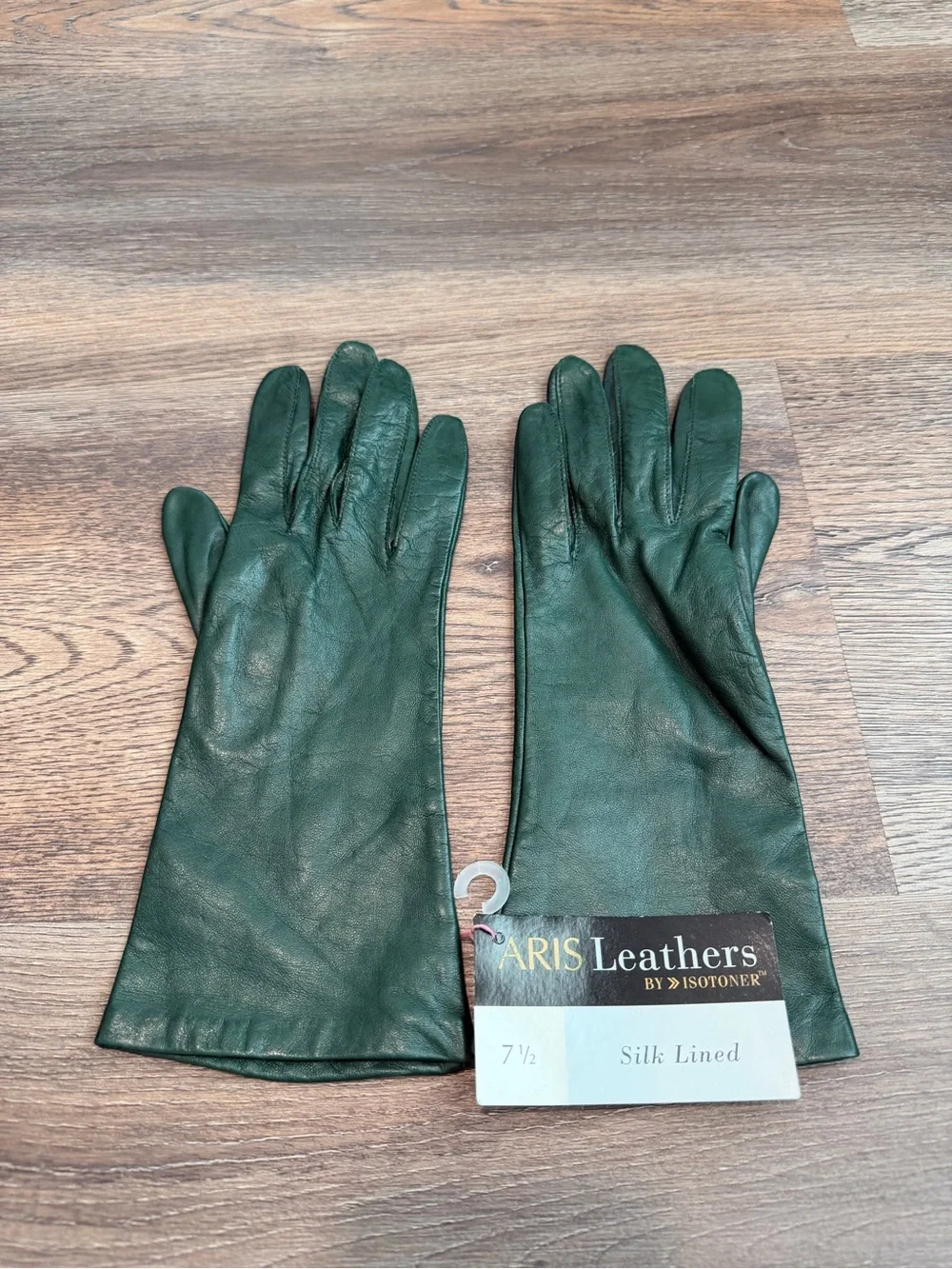 NWT Aris Leathers by Isotoner Vintage Silk Lined Leather Gloves Forest Green 7.5